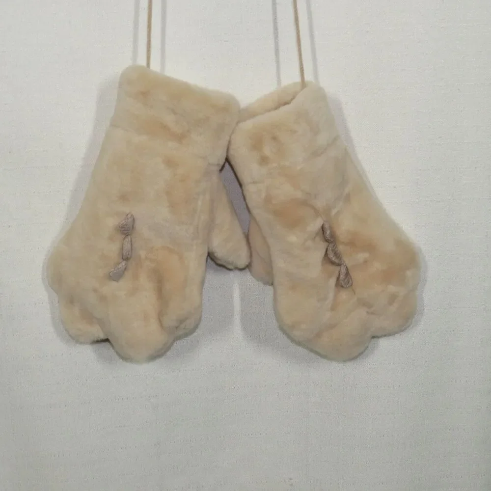 Women's Soft Cozy Plush Beige Dino Dinosaur Mittens Size Small-Medium